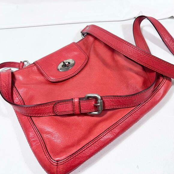Fossil Marlow Crossbody Flamingo Color Scarlet Turnlock Purse Handbag Used - Picture 13 of 16